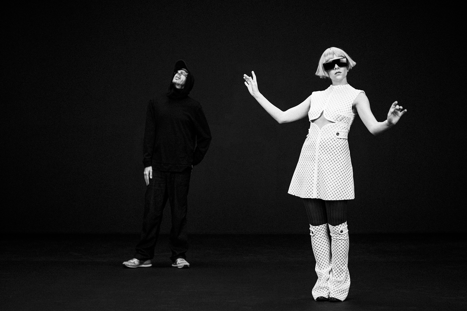 TOMORA : Aurora X Tom Rowlands (The Chemical Brothers)