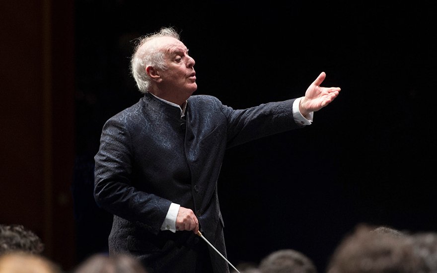 West-Eastern Divan Orchestra / Daniel Barenboim