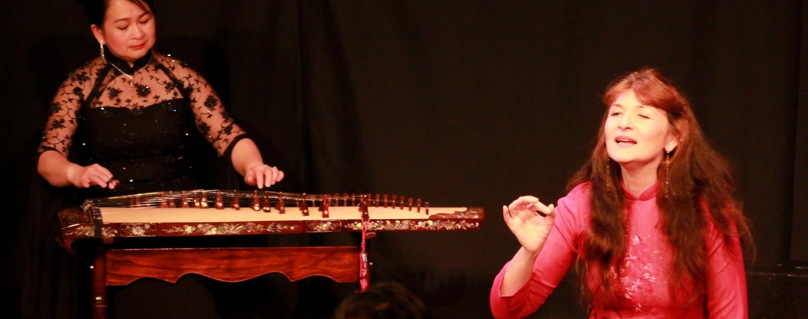 Isabelle Genlis et Hô Thuy Trang